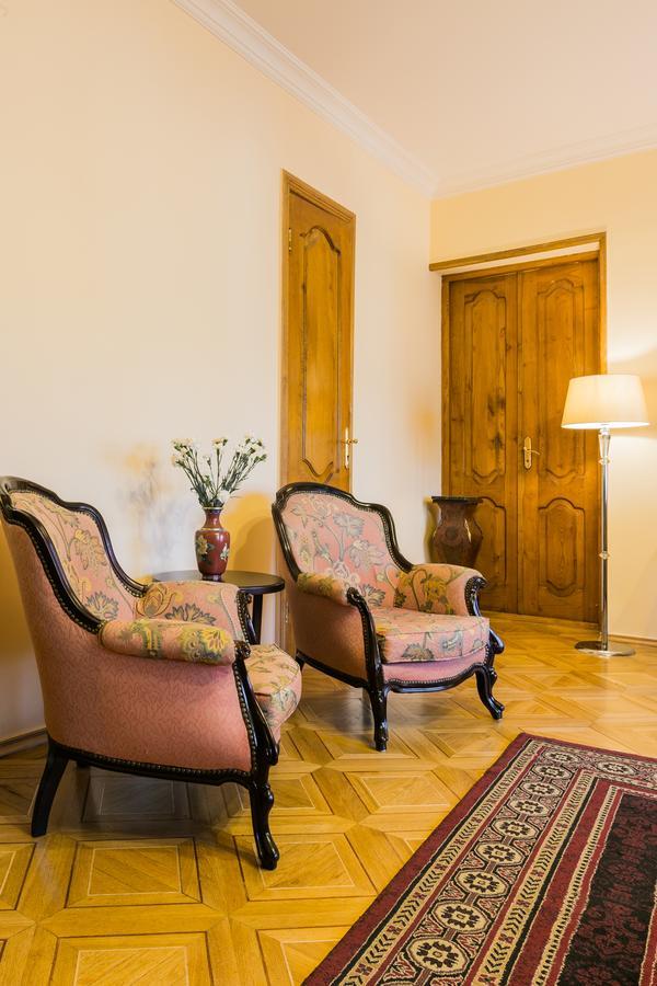 Hotel Vip Τυφλίδα Εξωτερικό φωτογραφία