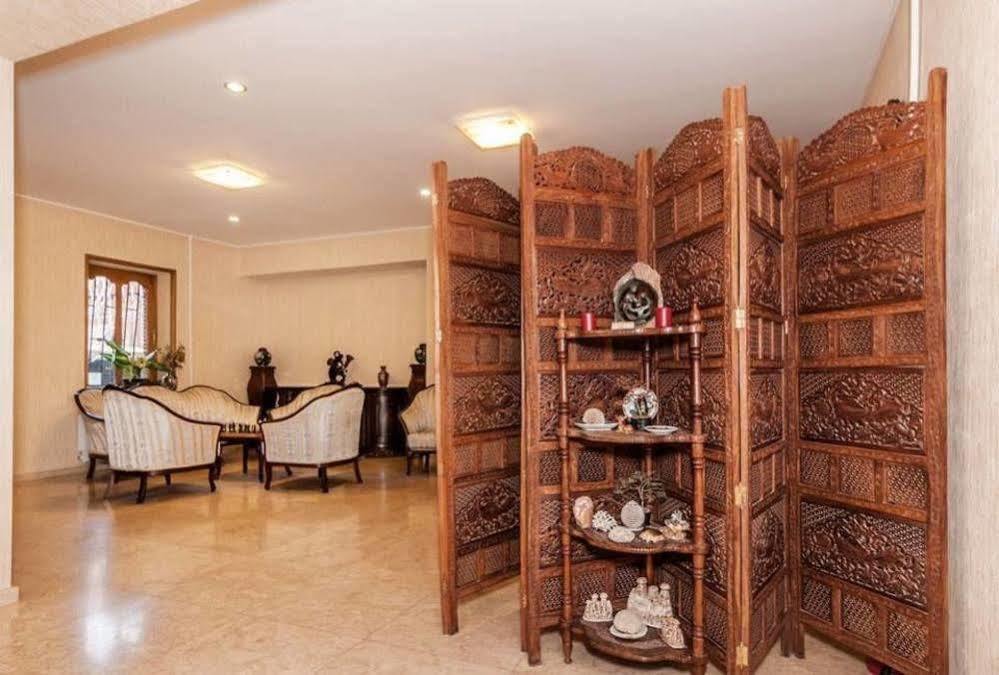 Hotel Vip Τυφλίδα Εξωτερικό φωτογραφία